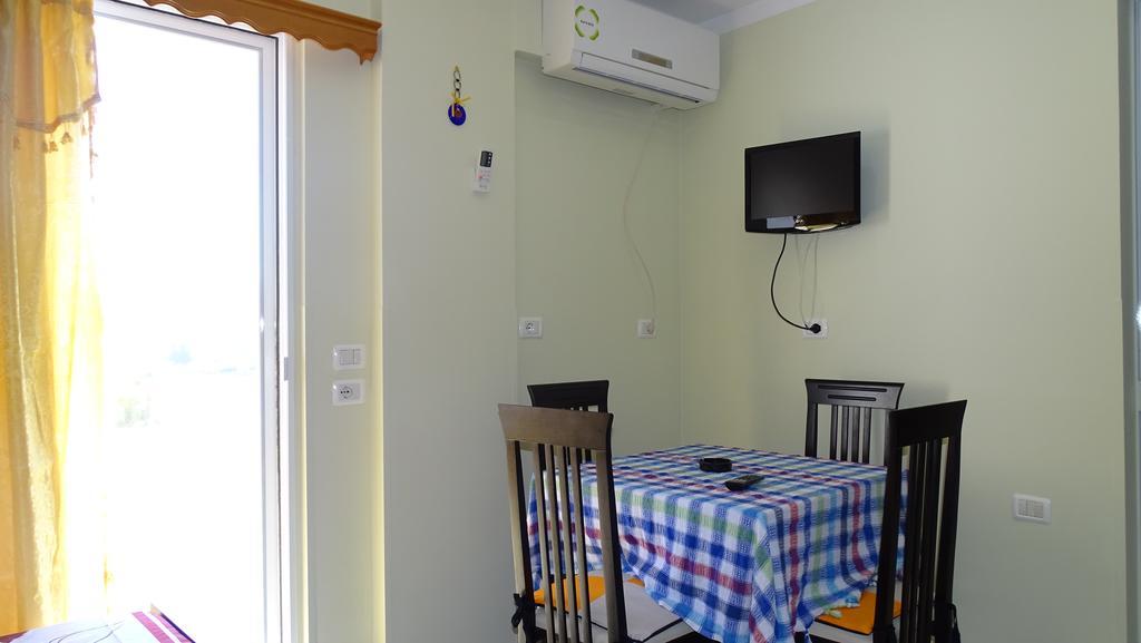 Modern Sea View Apartment Ksamil Eksteriør bilde